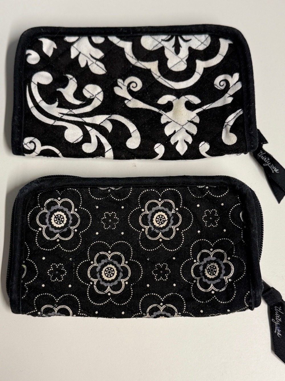 thirty-one Black & White Quilted Zip Wallet Set